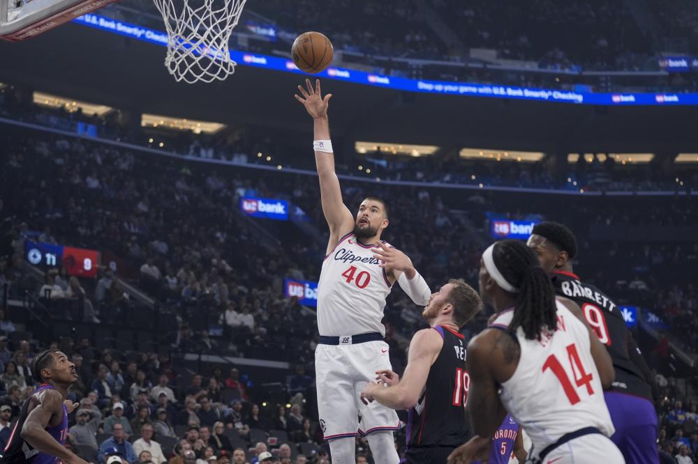 在现代足坛 在现代足坛