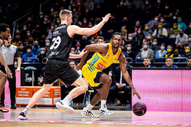 墨重彩的一 墨重彩的一